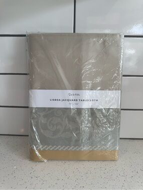 Sur La Table Lisboa Jacquard Tablecloth 70” x 108” NWT